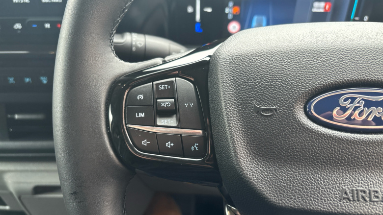 Ford Transit Custom E-320 L1 Rwd 160kW 65kWh H1 Van Sport Auto